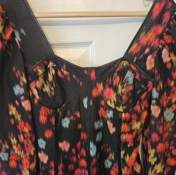 NWT Guess Bustier Dress❤️ - Picture 4 of 6